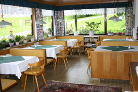 Breakfast room